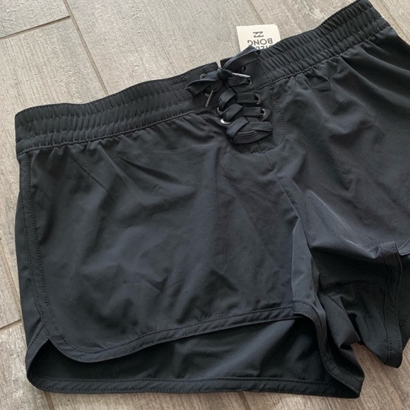 π₯π₯BILLABONG - SS LACE UP VOLLEY SHORTSπ₯π₯ - Picture 3 of 7